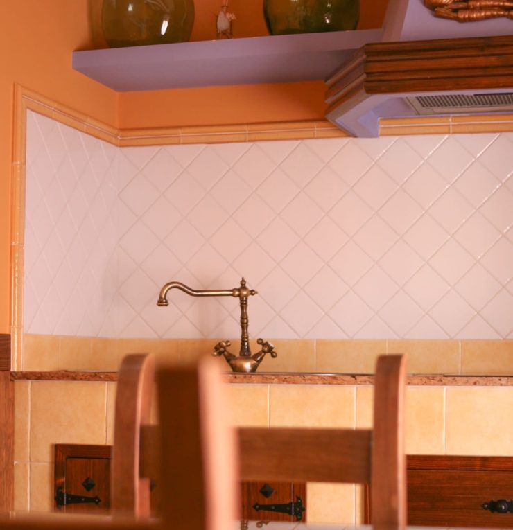 apto-albarracin-casa-aguelo-cocina-detalle-grifo
