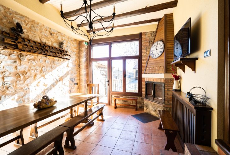 casa-aguelo-chimenea-zona-grupos